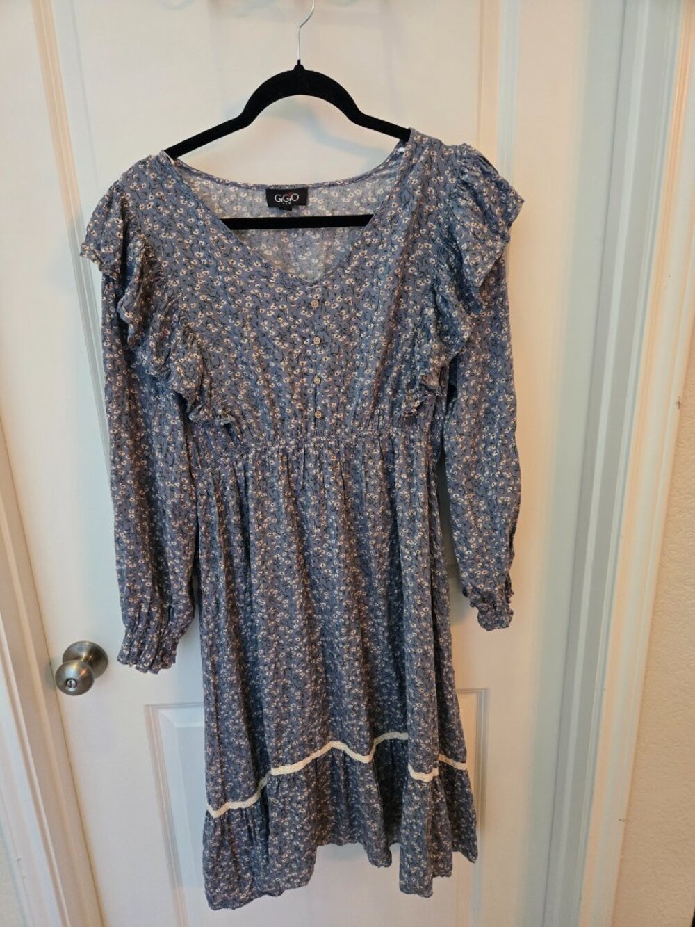 Gigio dress size large - Picture 6 of 9